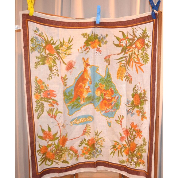 Vintage Linen Souvenir Tablecloth Australia Buff